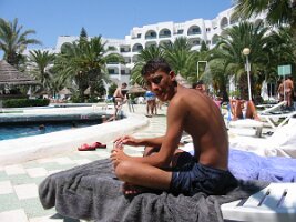 Mo 2 Tunis